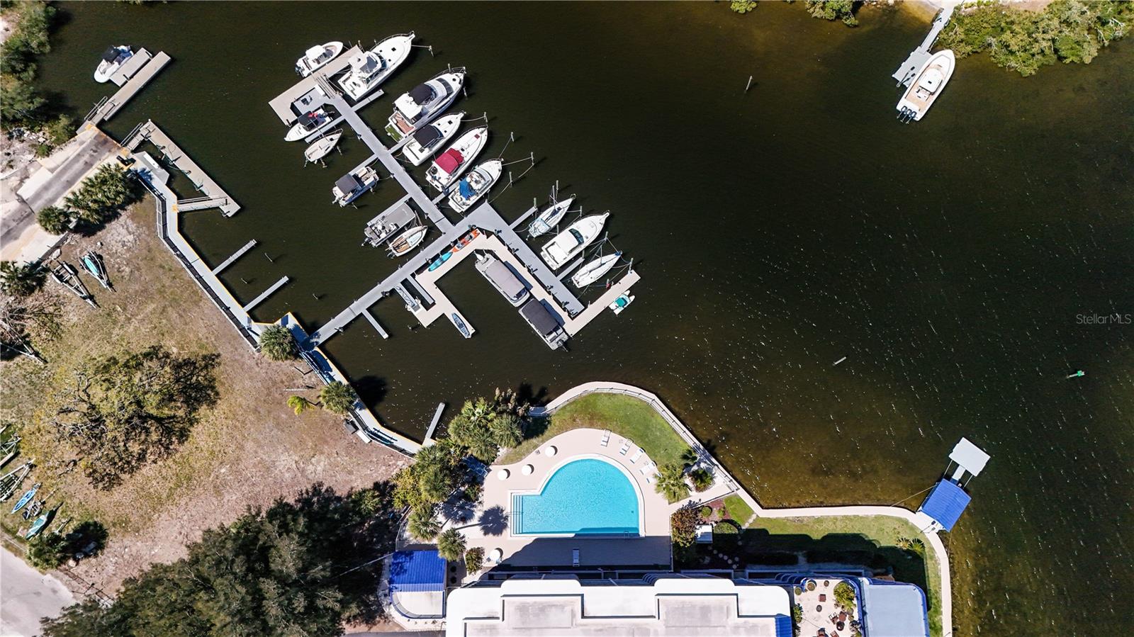 POINTE PLEASANT HARBOUR CONDO - Residential