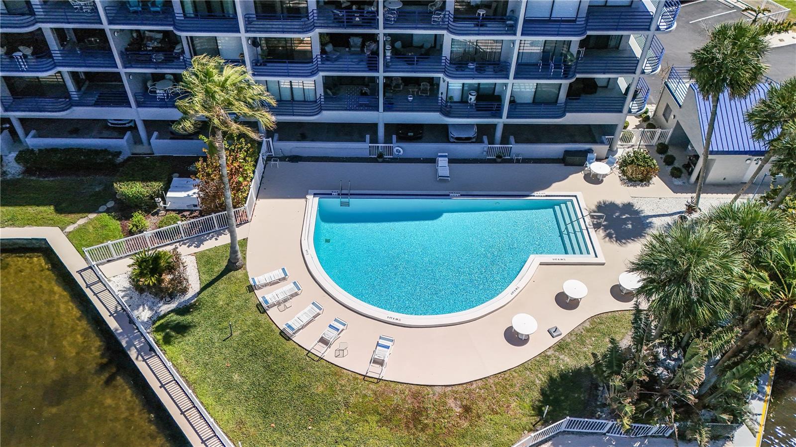 POINTE PLEASANT HARBOUR CONDO - Residential