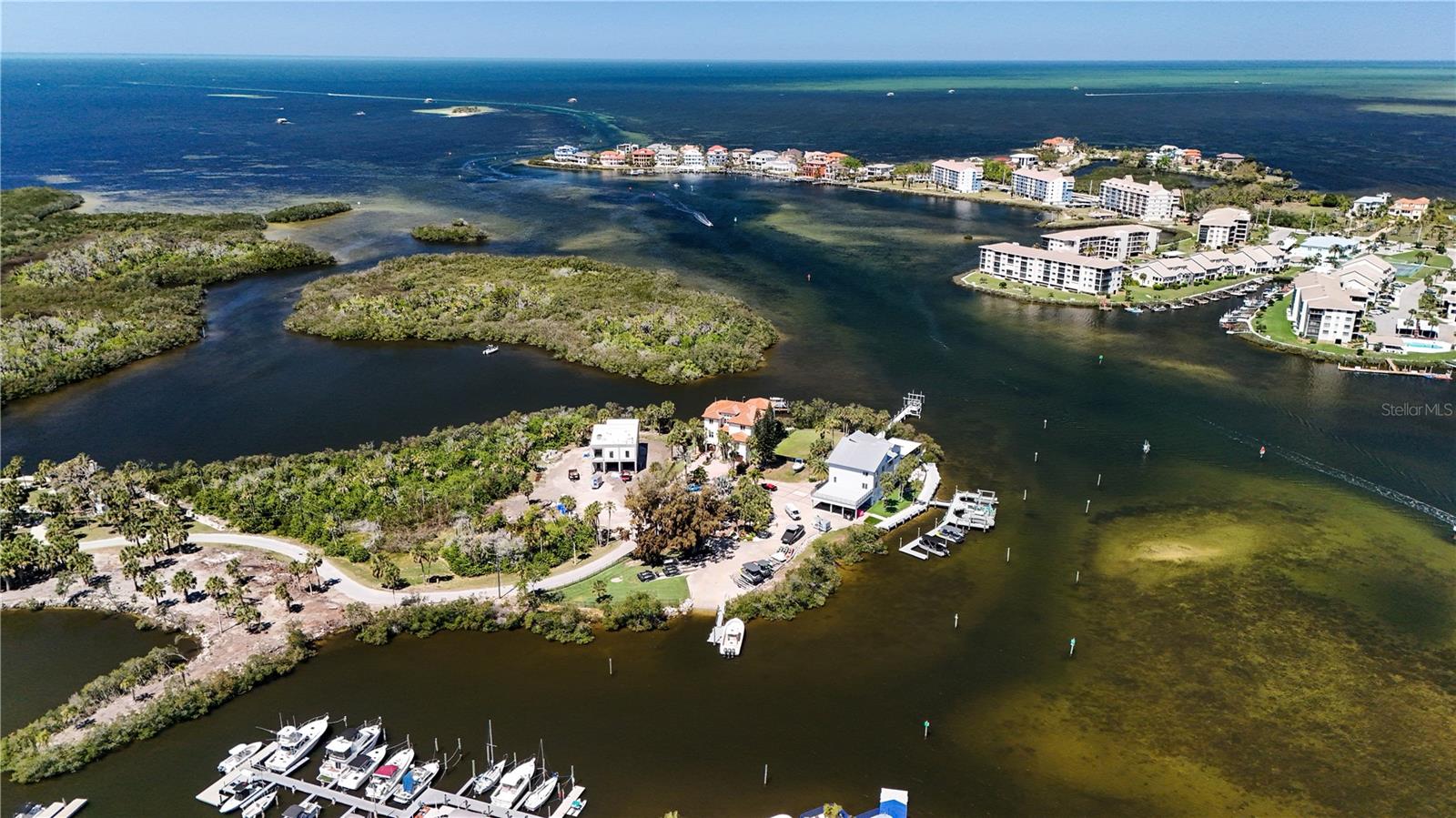 POINTE PLEASANT HARBOUR CONDO - Residential