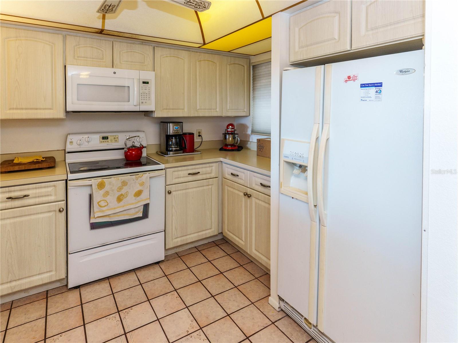 POINTE PLEASANT HARBOUR CONDO - Residential