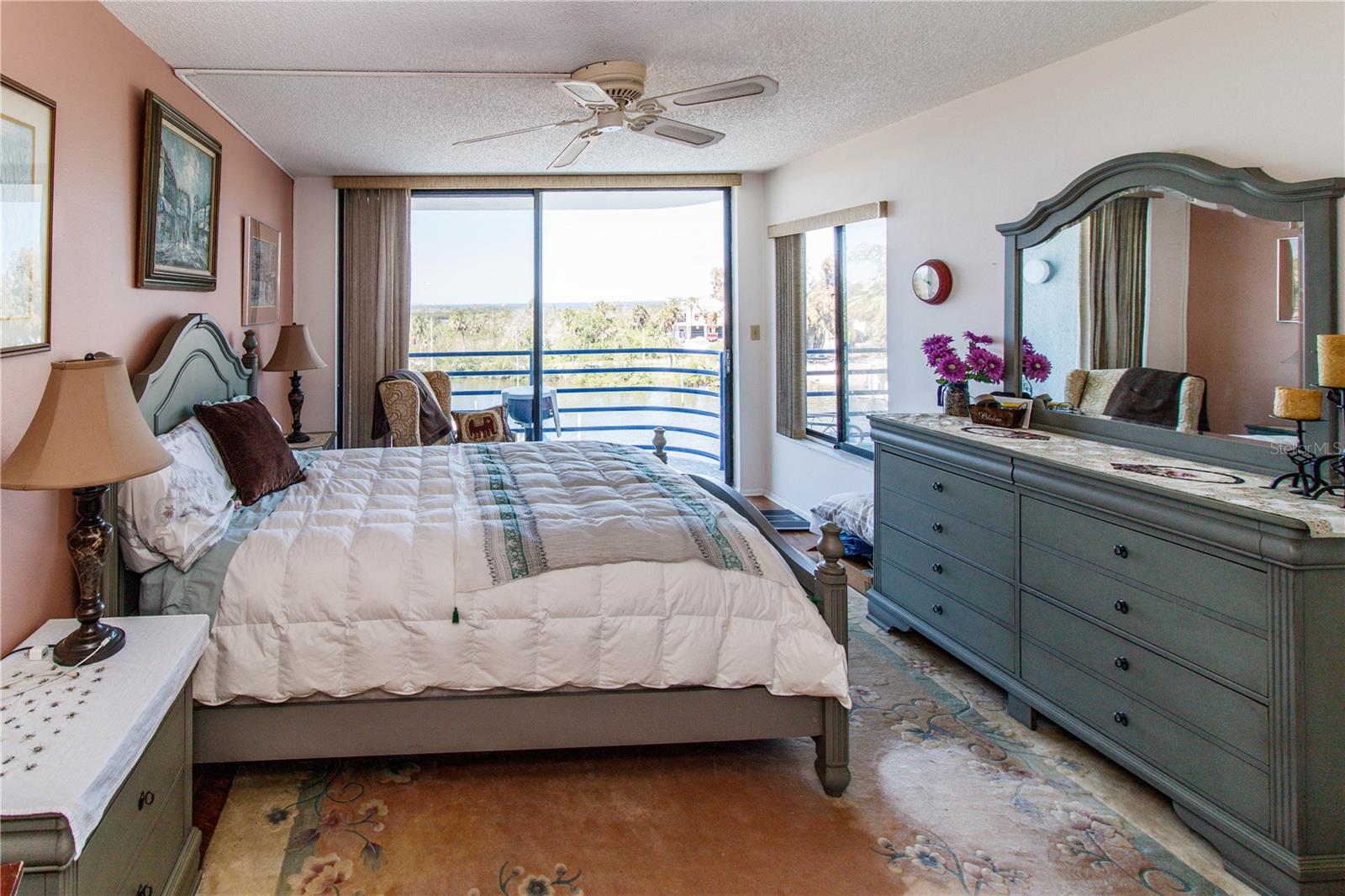 POINTE PLEASANT HARBOUR CONDO - Residential