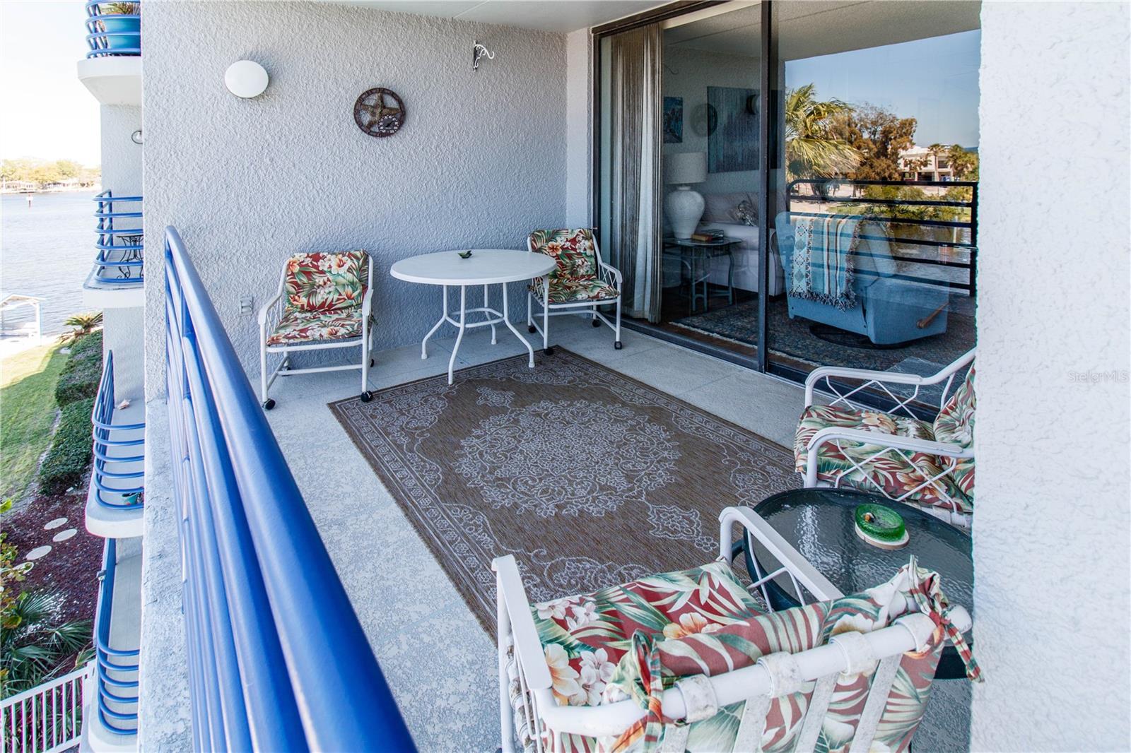 POINTE PLEASANT HARBOUR CONDO - Residential