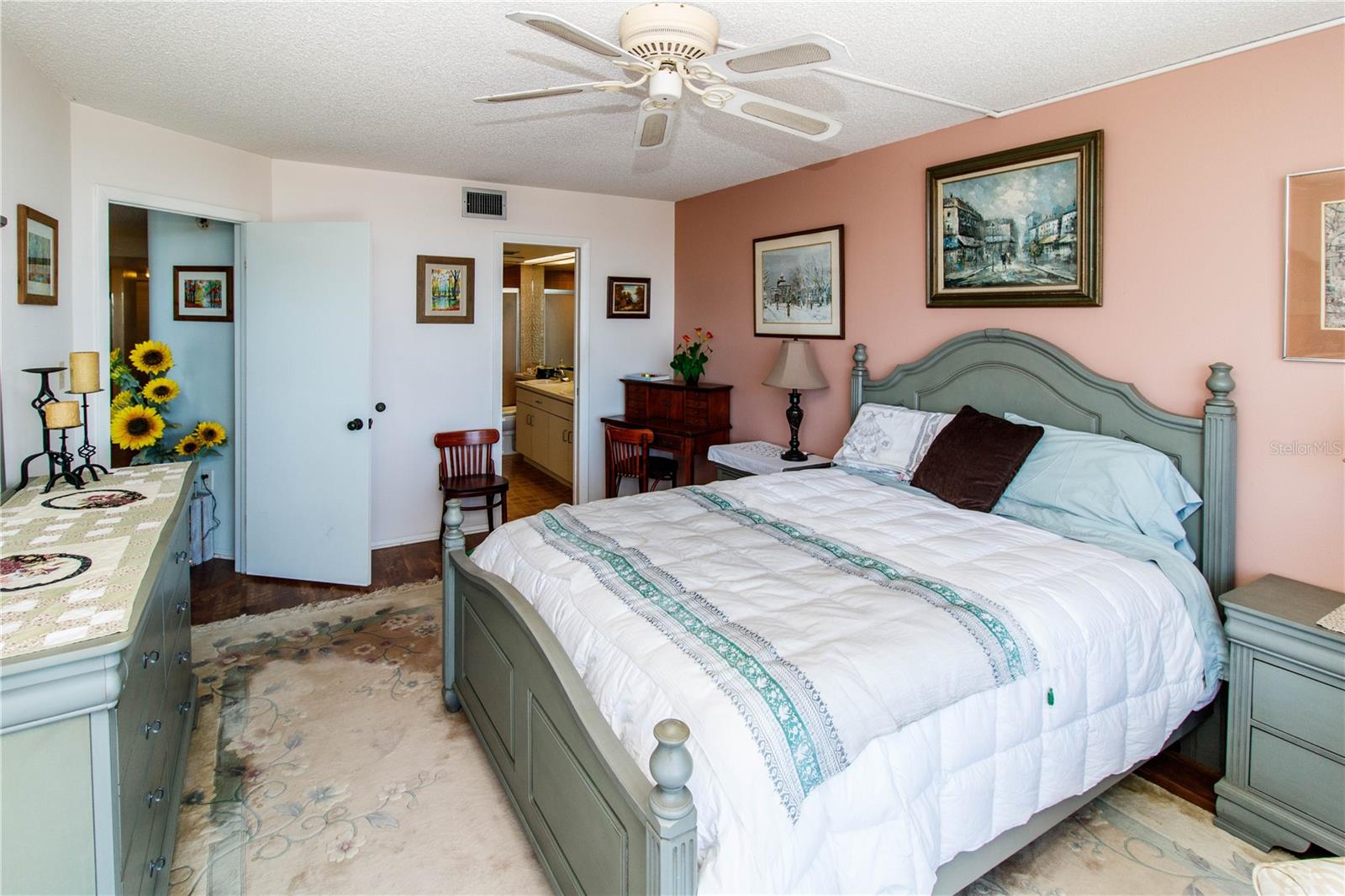 POINTE PLEASANT HARBOUR CONDO - Residential