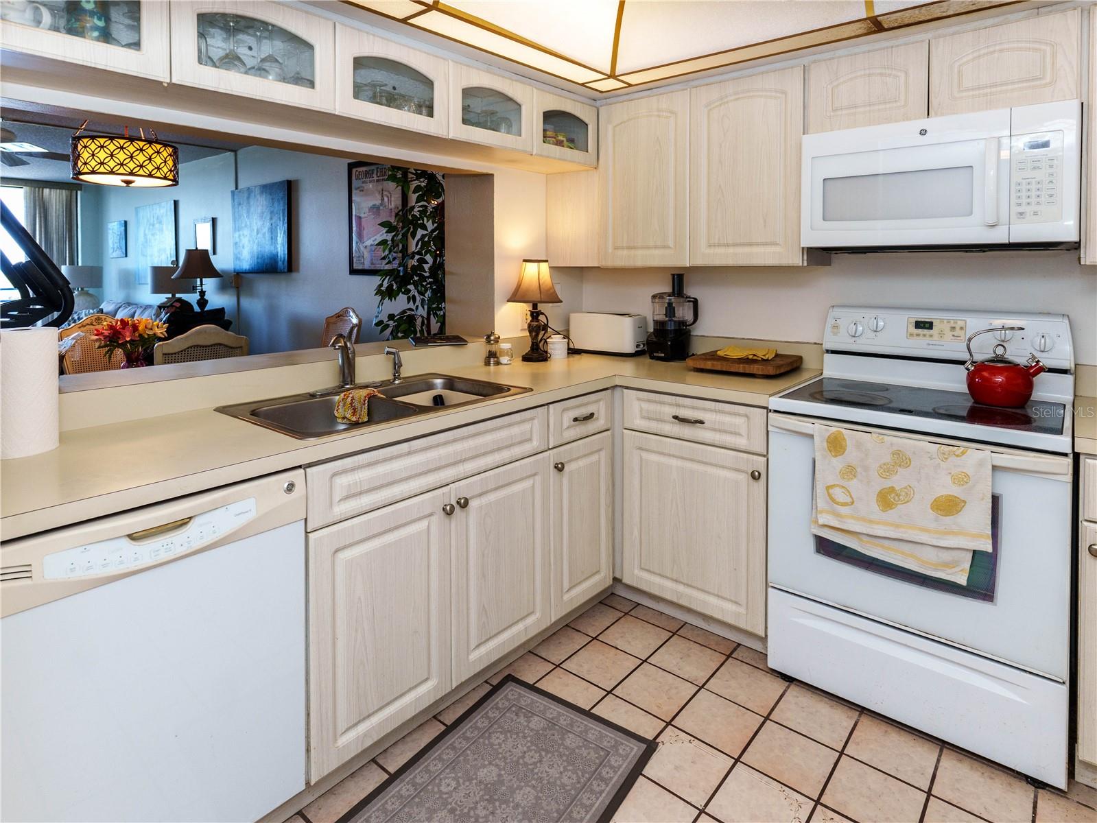 POINTE PLEASANT HARBOUR CONDO - Residential