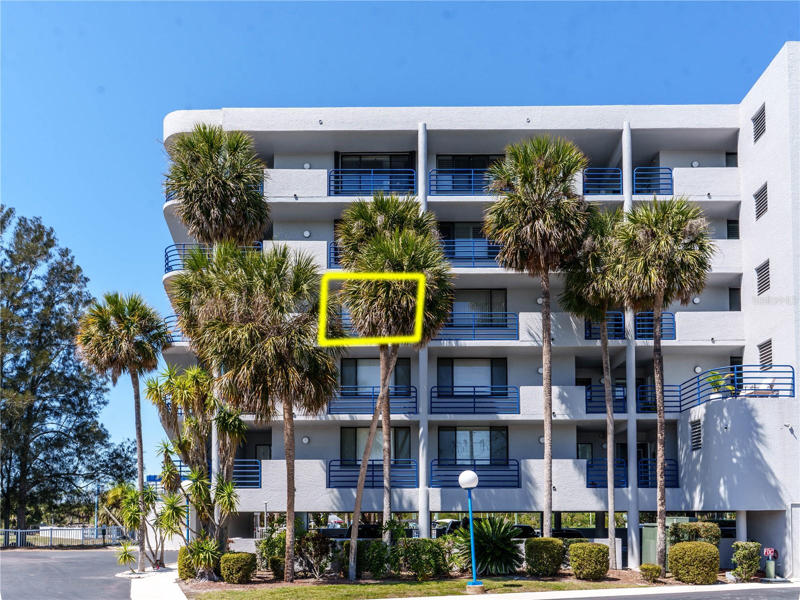 POINTE PLEASANT HARBOUR CONDO - Residential