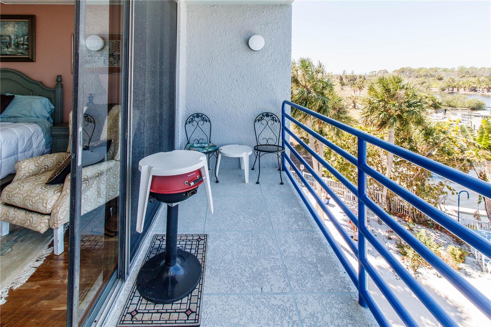 POINTE PLEASANT HARBOUR CONDO - Residential