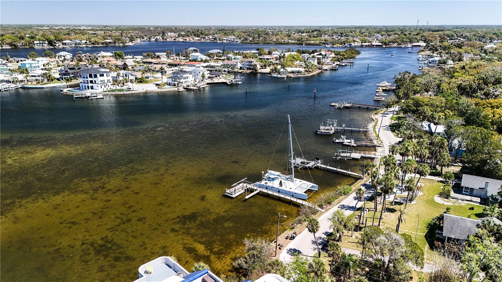 POINTE PLEASANT HARBOUR CONDO - Residential