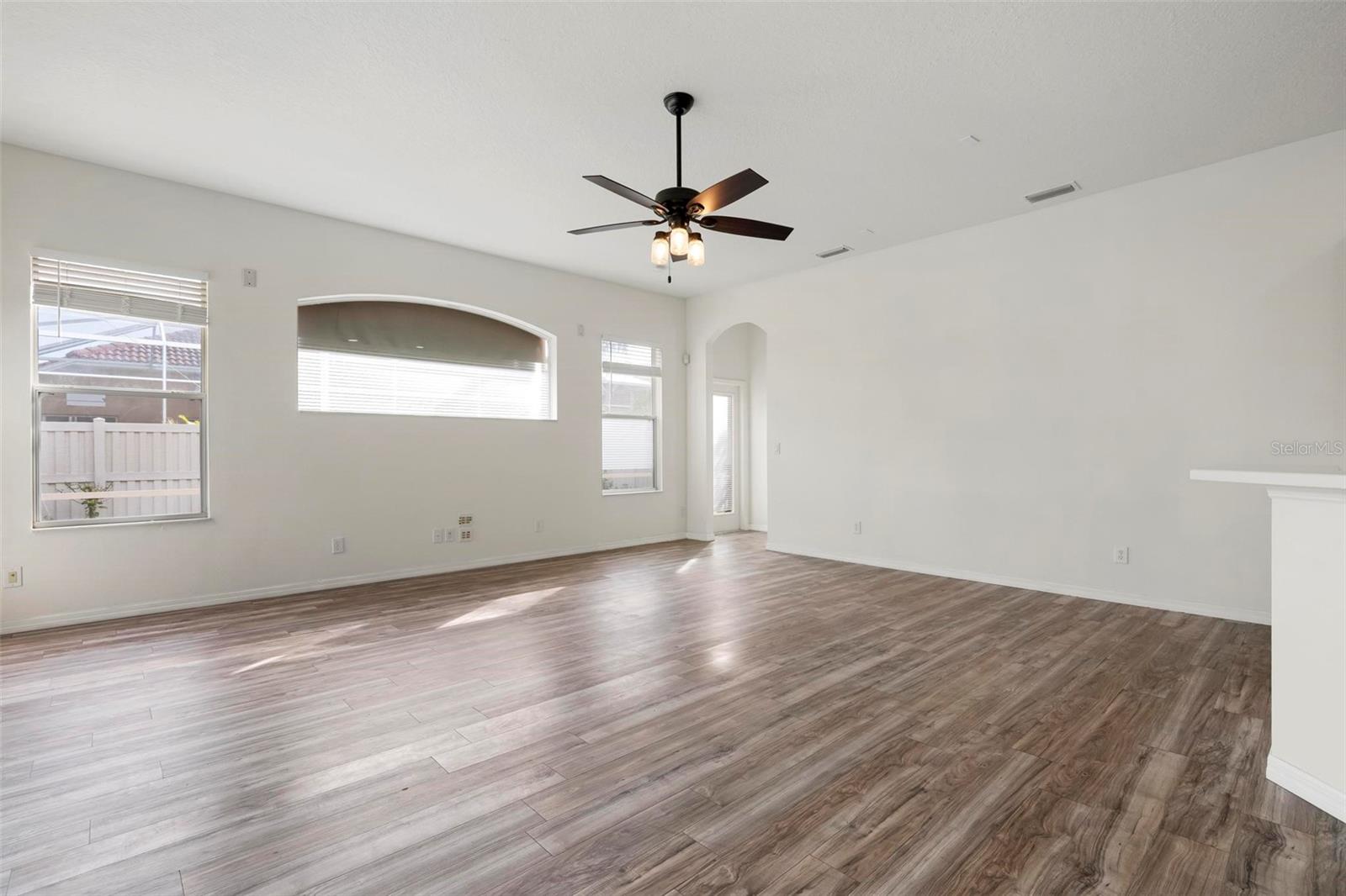 MANDALAY PH I - Residential Lease