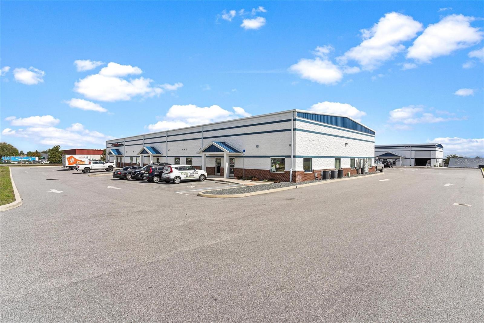 1720 LEESBURG COMMONS COURT