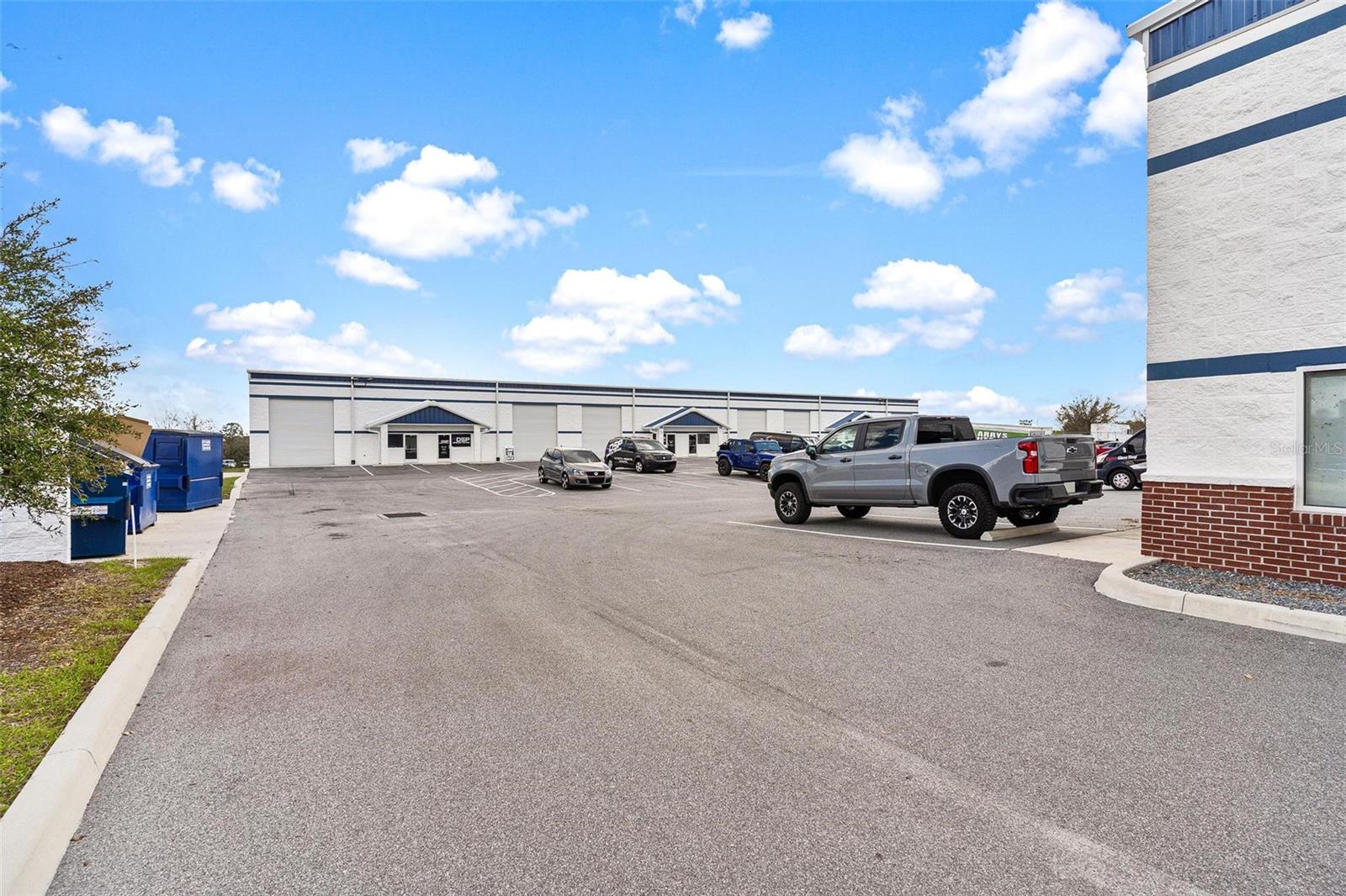 1720 LEESBURG COMMONS COURT