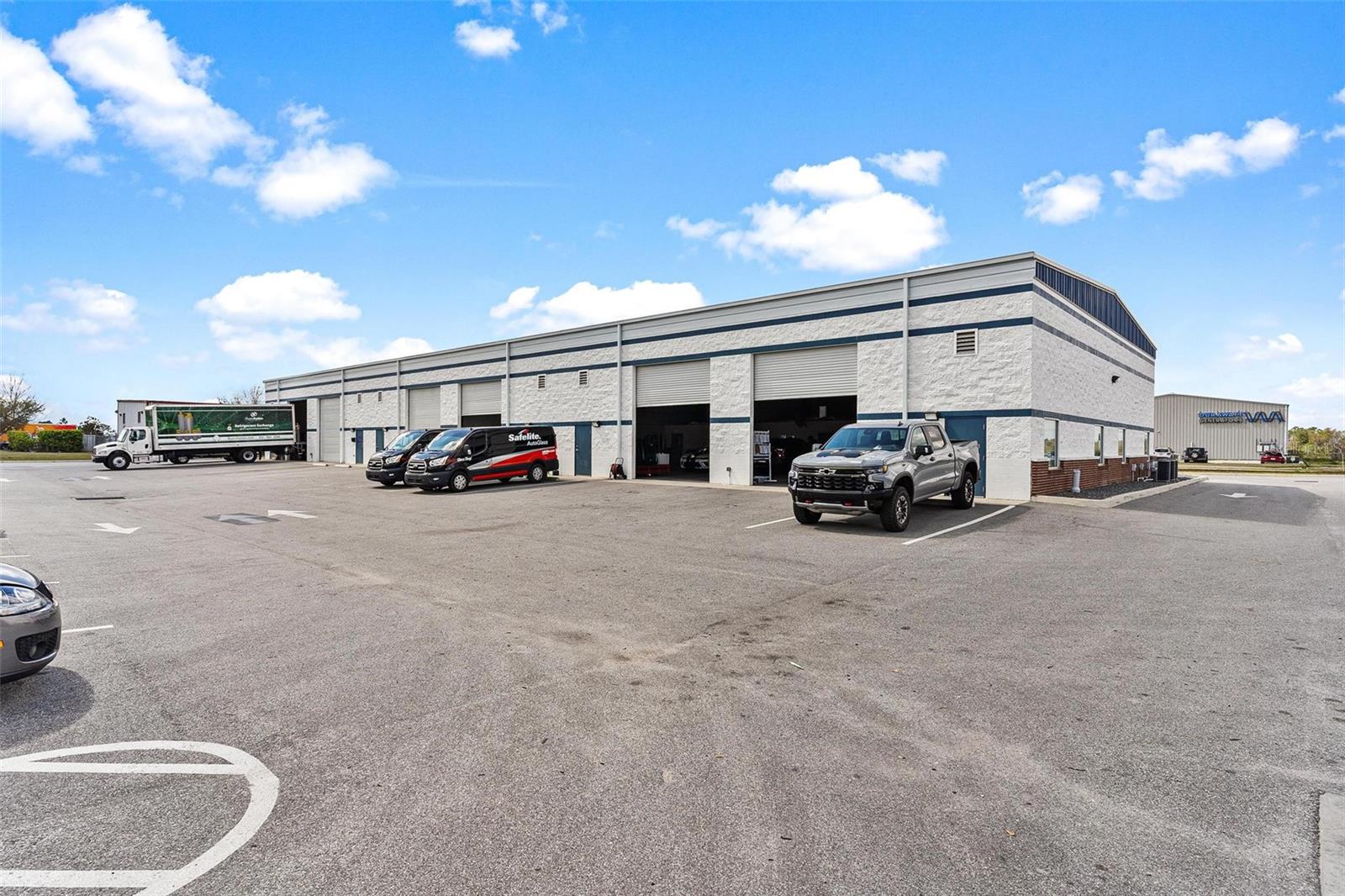 LEESBURG COMMONS BUS PARK - Commercial Sale