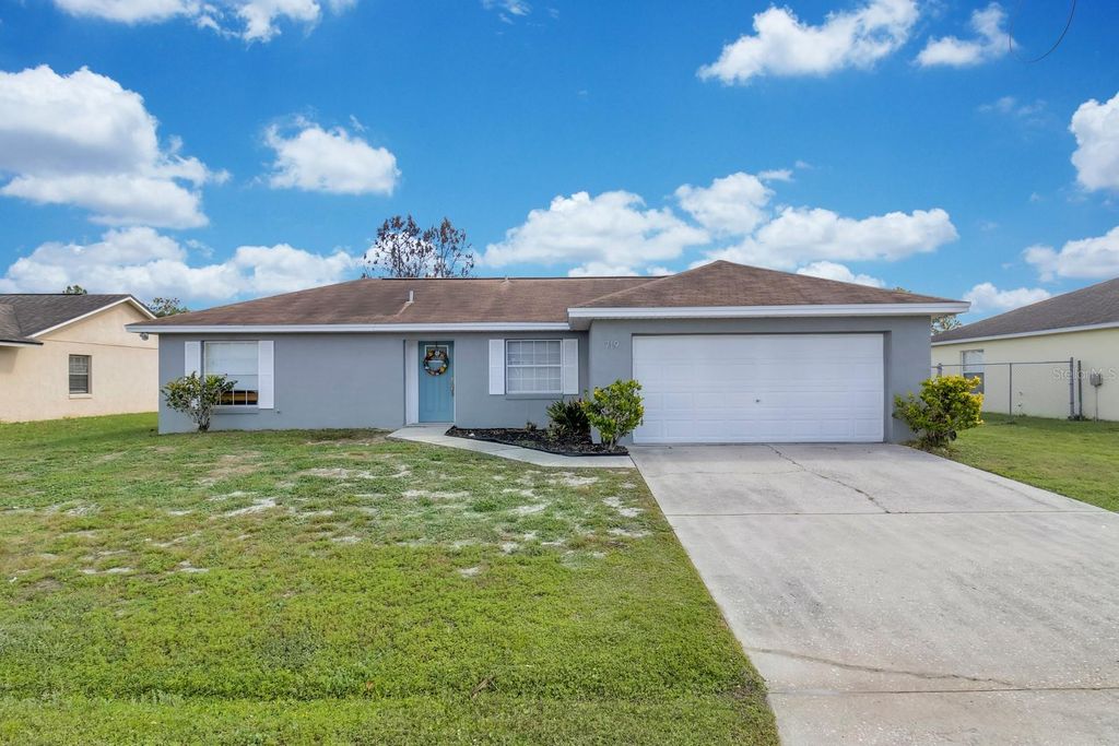 Photo of 719 Del Ray Drive, Kissimmee, FL 34758 (MLS # S5148237)