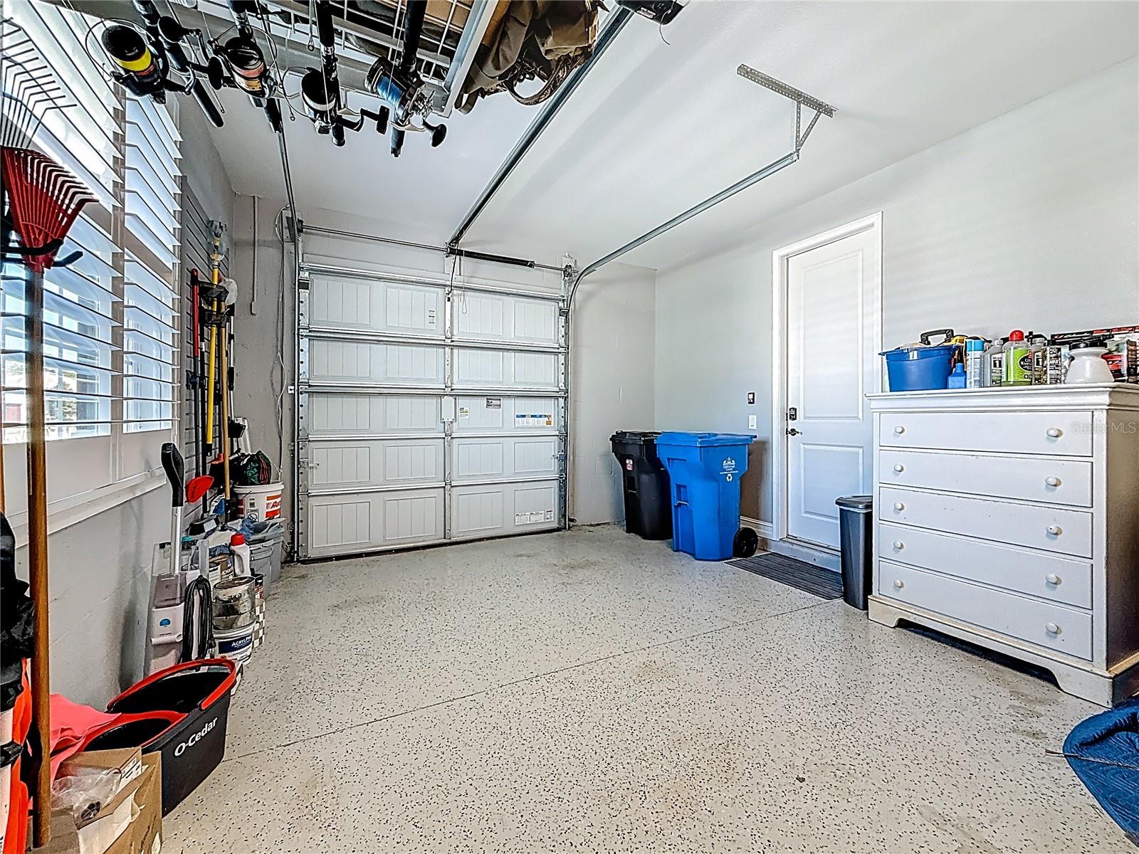 PROMENADE AT LAKE PARK PH - Residential