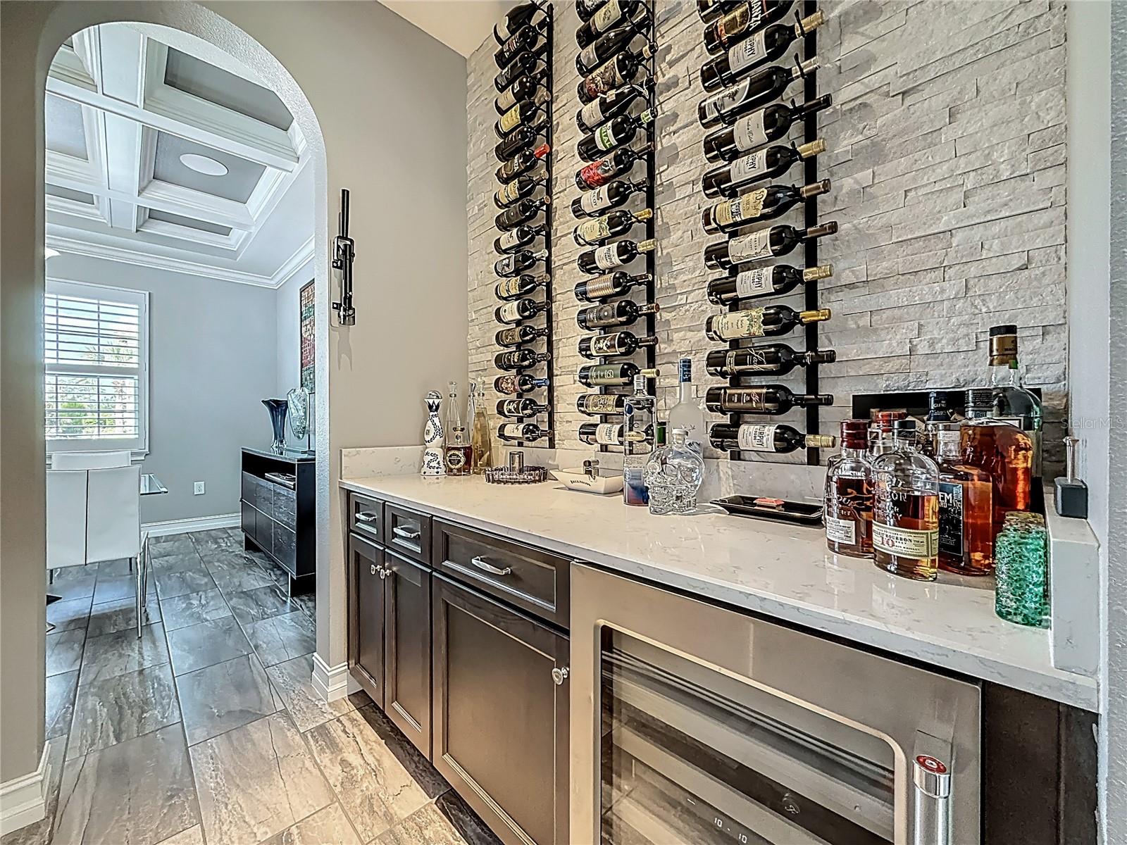 PROMENADE AT LAKE PARK PH - Residential