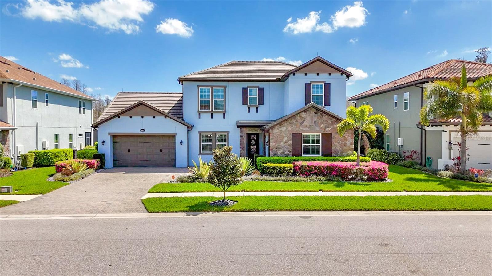 PROMENADE AT LAKE PARK PH - Residential