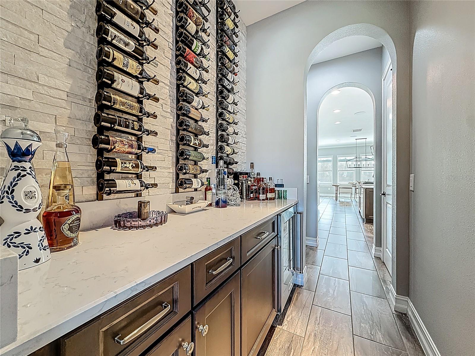 PROMENADE AT LAKE PARK PH - Residential