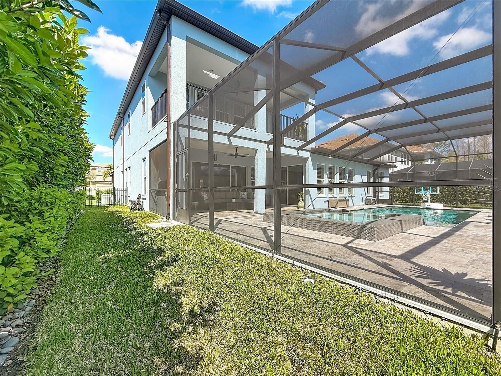 PROMENADE AT LAKE PARK PH - Residential