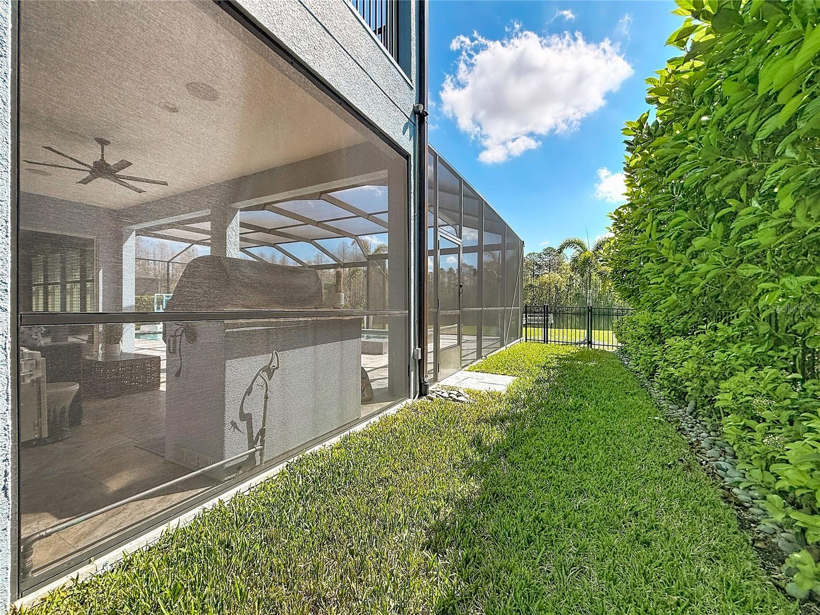 PROMENADE AT LAKE PARK PH - Residential