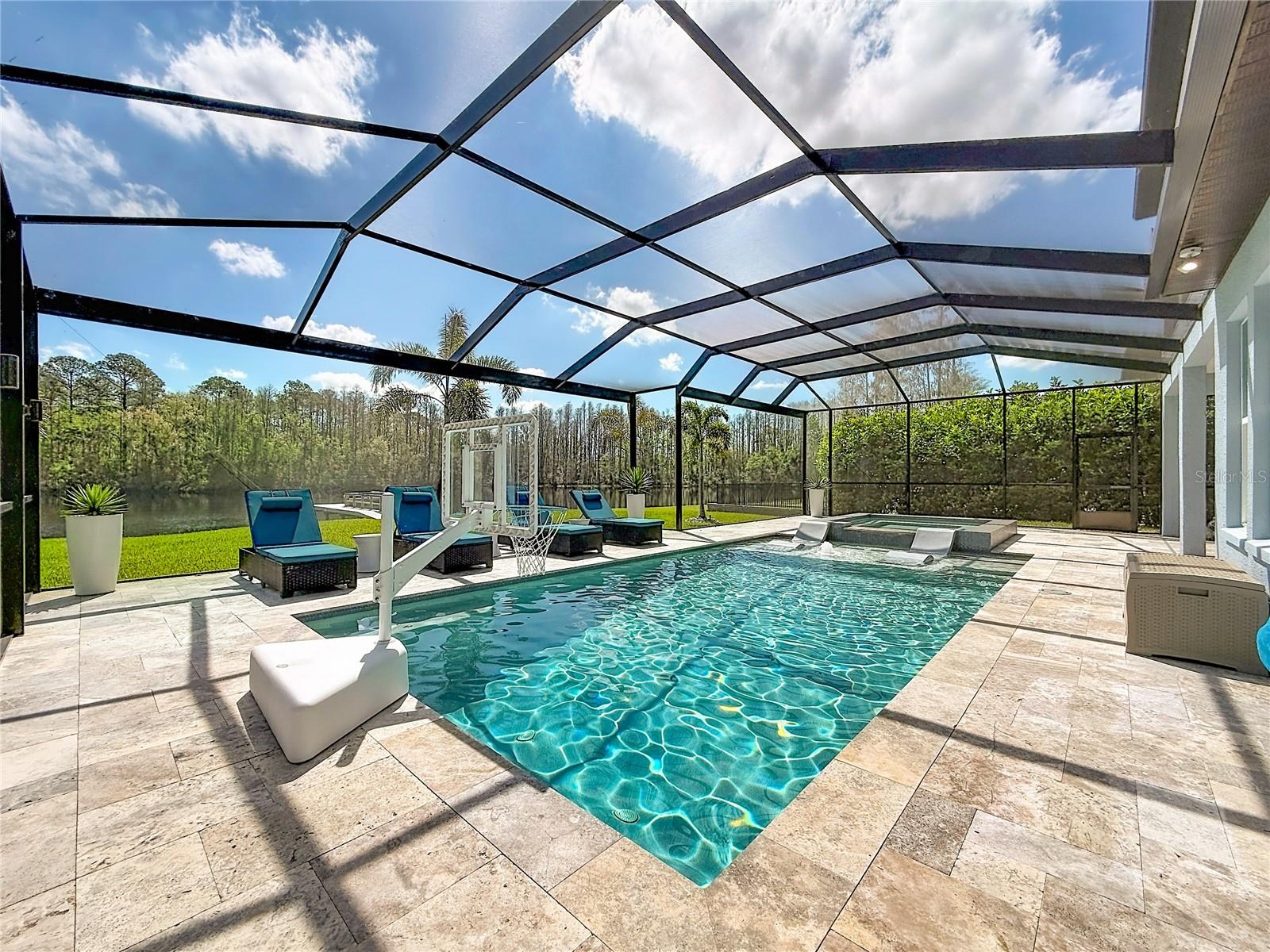 PROMENADE AT LAKE PARK PH - Residential