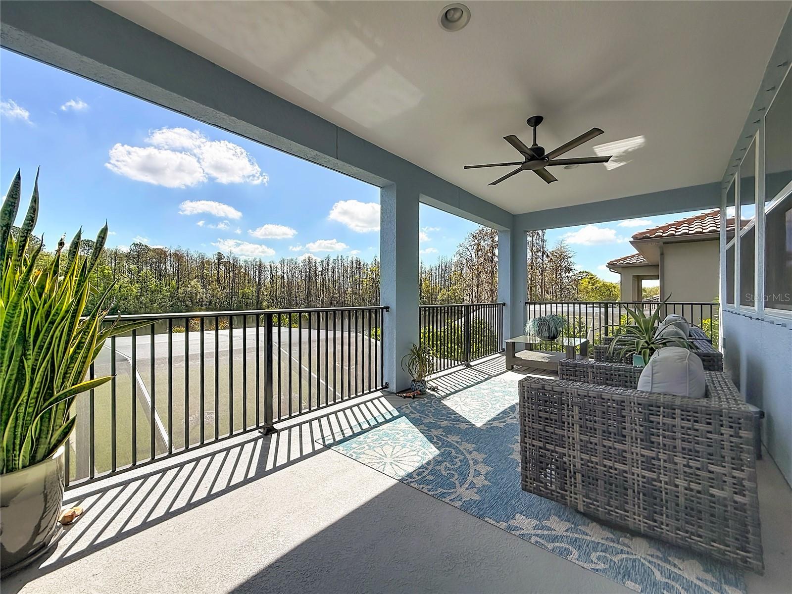 PROMENADE AT LAKE PARK PH - Residential