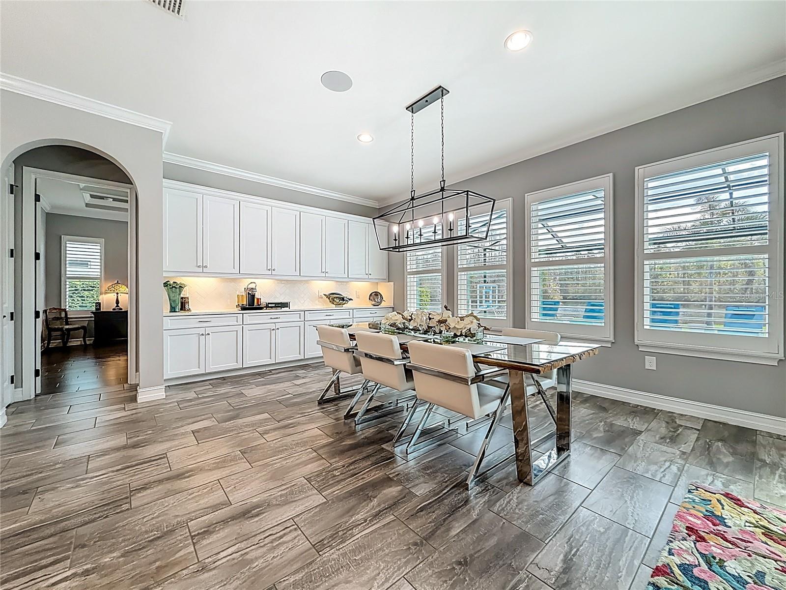 PROMENADE AT LAKE PARK PH - Residential