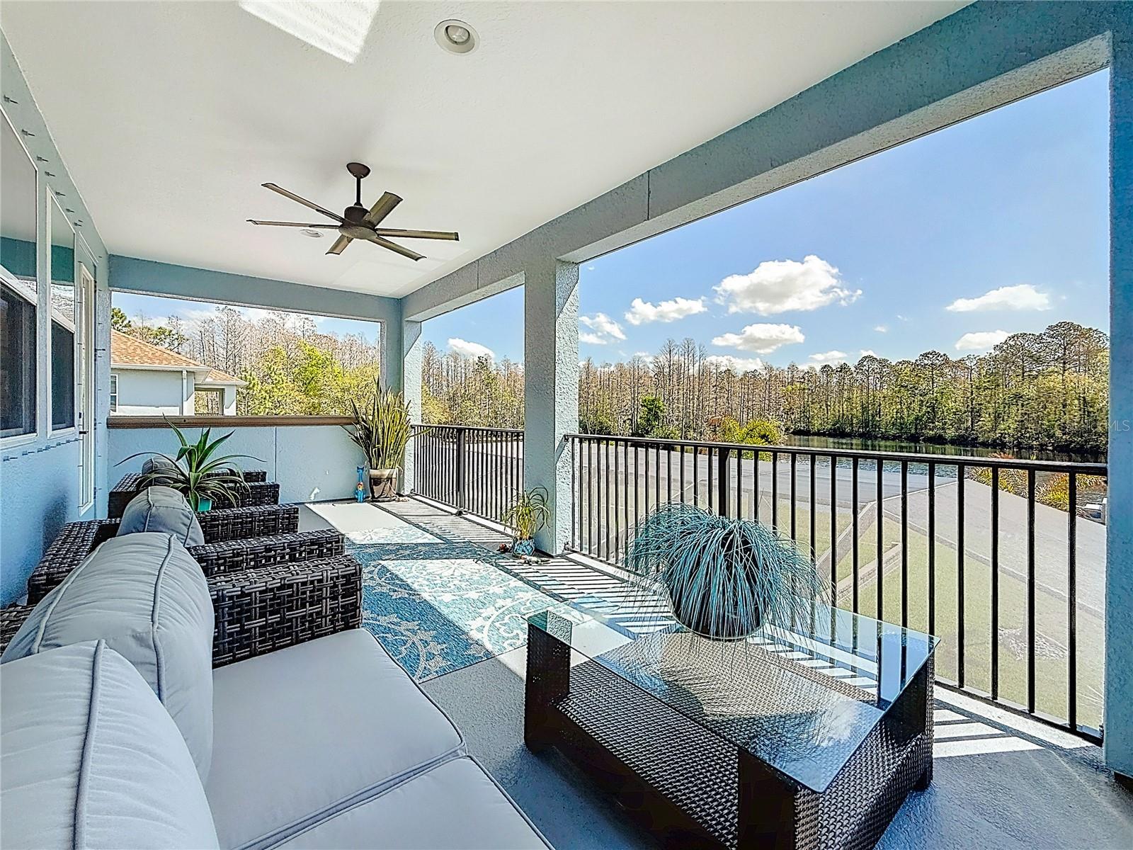 PROMENADE AT LAKE PARK PH - Residential