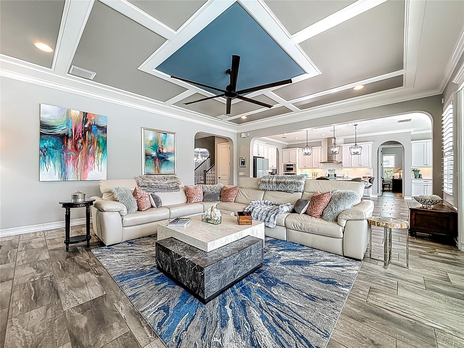 PROMENADE AT LAKE PARK PH - Residential