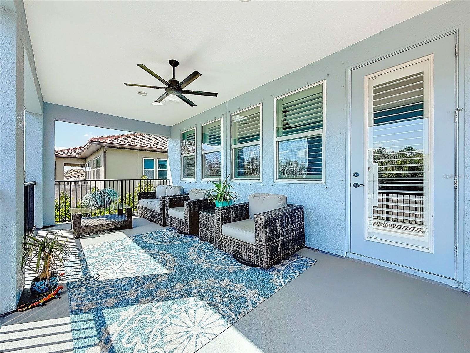 PROMENADE AT LAKE PARK PH - Residential