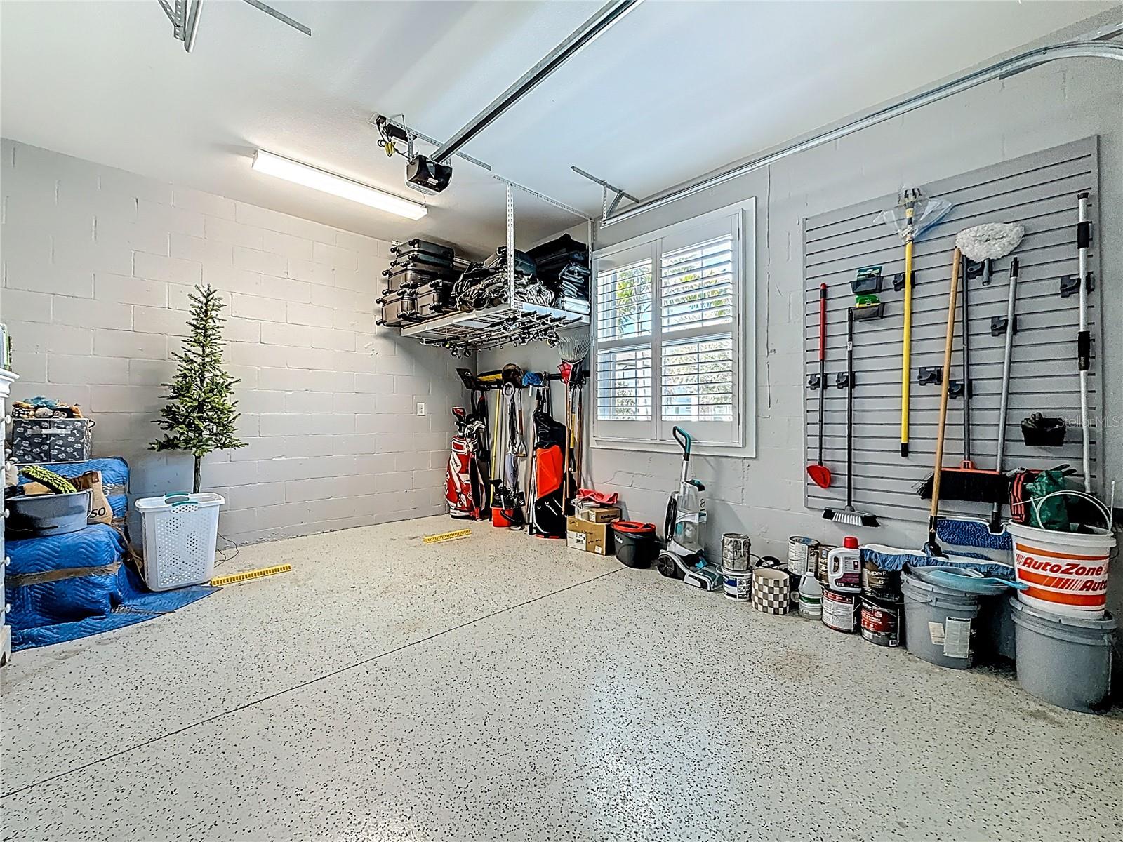 PROMENADE AT LAKE PARK PH - Residential