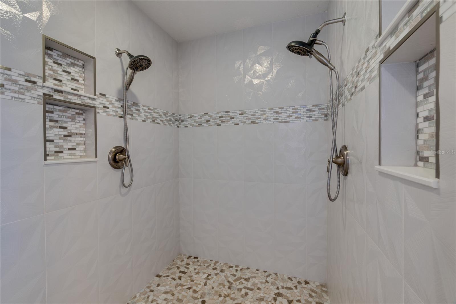 SHORE ACRES FIRST ADD - Residential