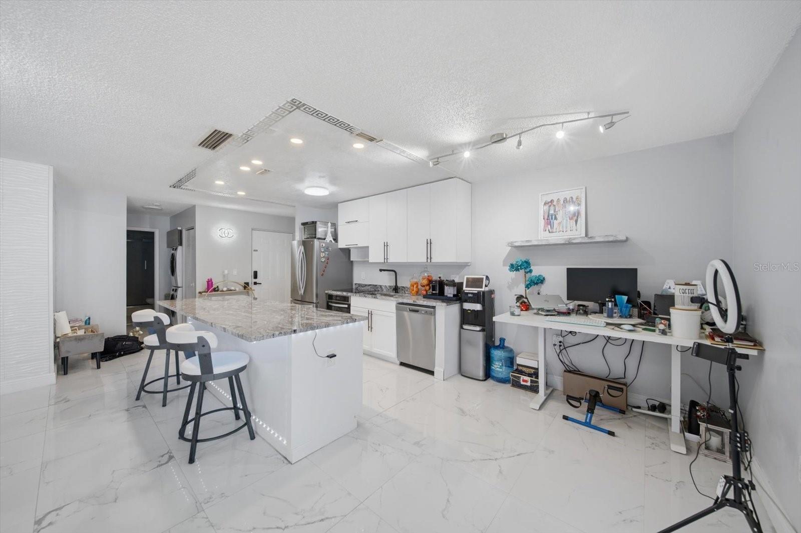 PEPPERTREE VILLAGE CONDO - Residential