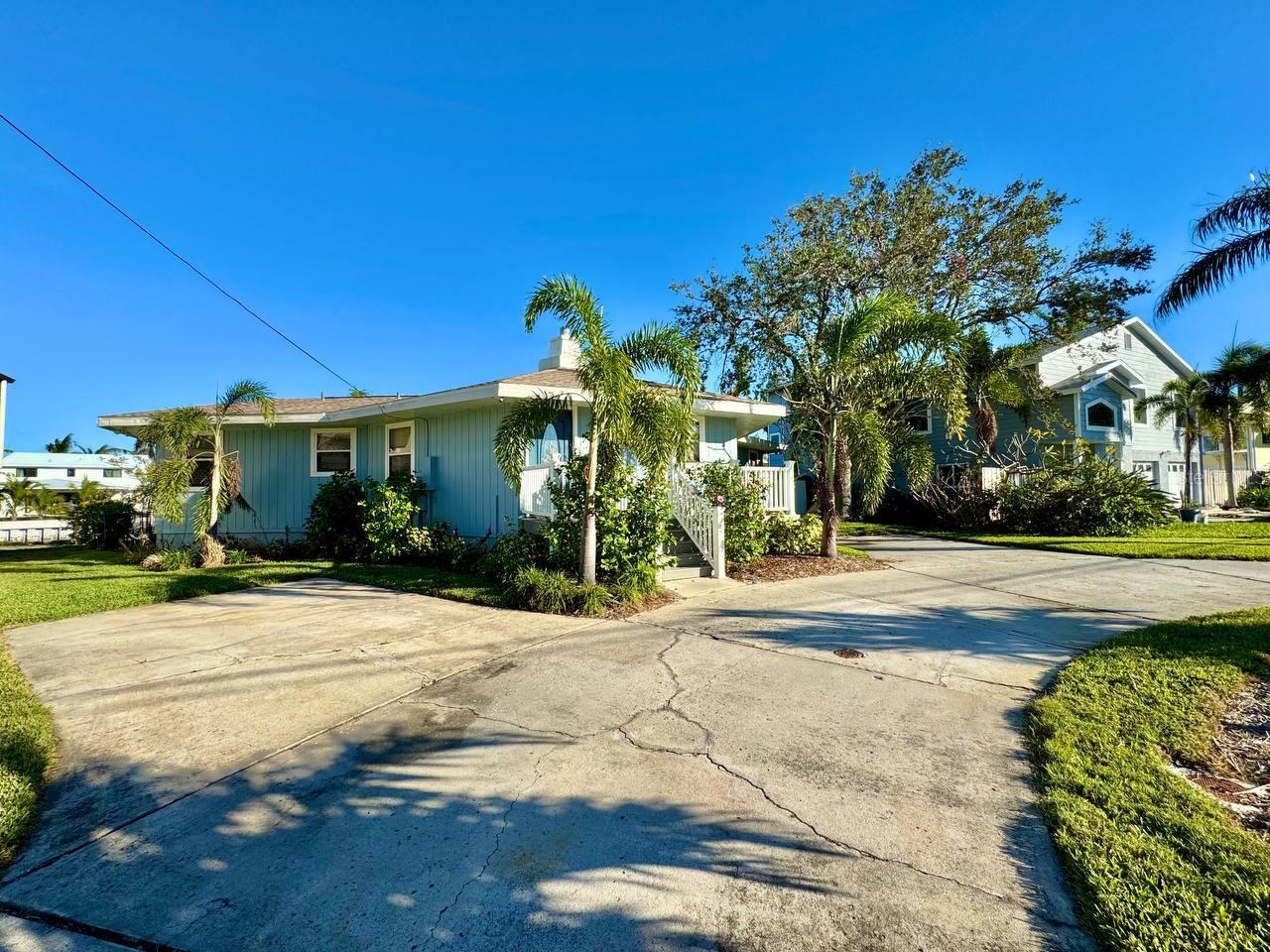 4112 BEACH DRIVE SE
