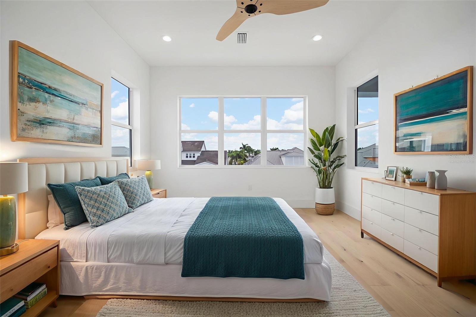 HAMMOCK BAY - Residential