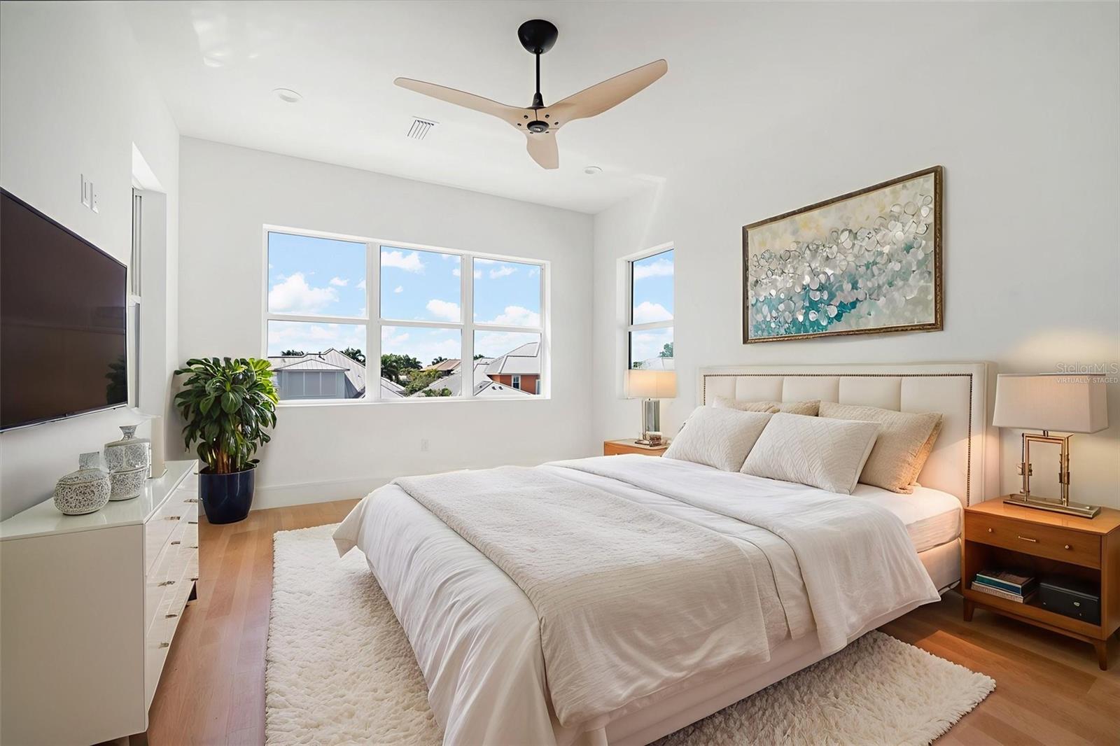 HAMMOCK BAY - Residential