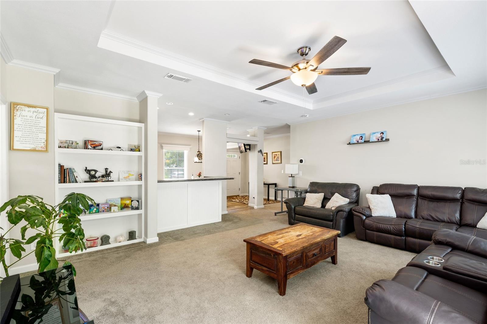 6415 MANGROVE DRIVE