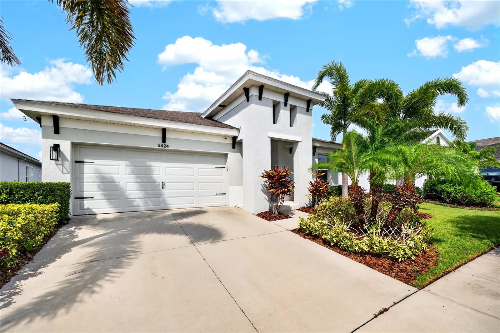 5424 SILVER SUN DRIVE