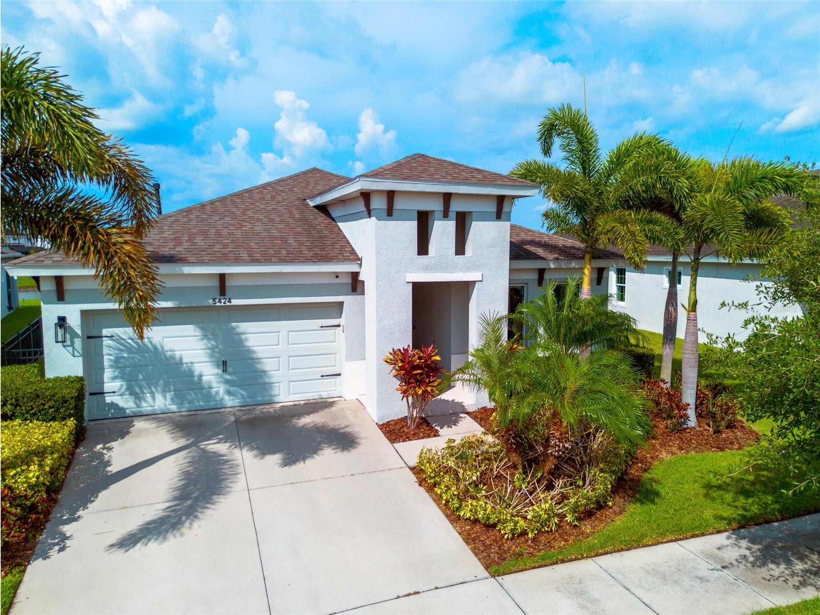 5424 SILVER SUN DRIVE
