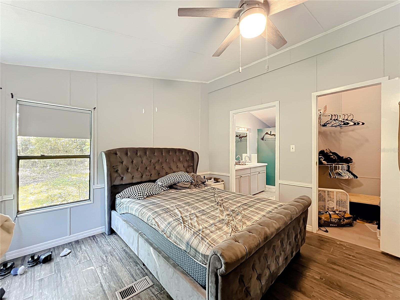 WOODLAND ACRES - Residential