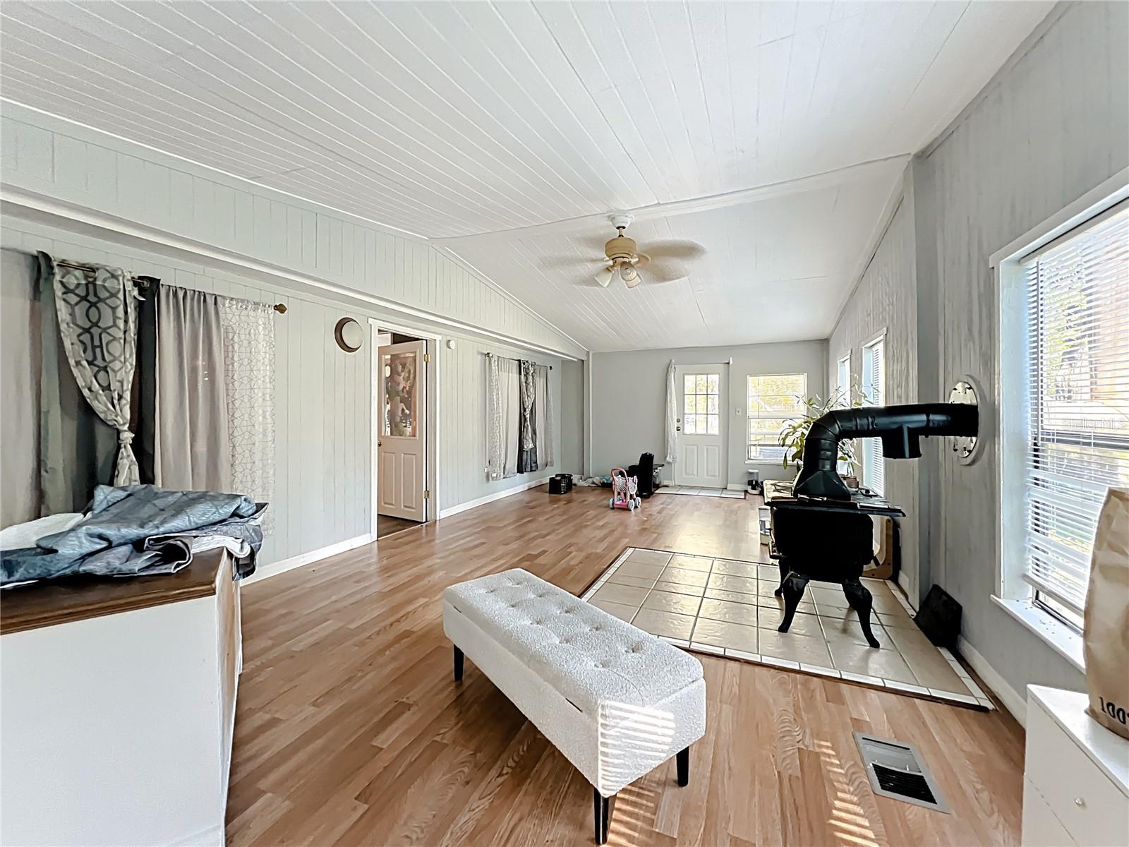 WOODLAND ACRES - Residential