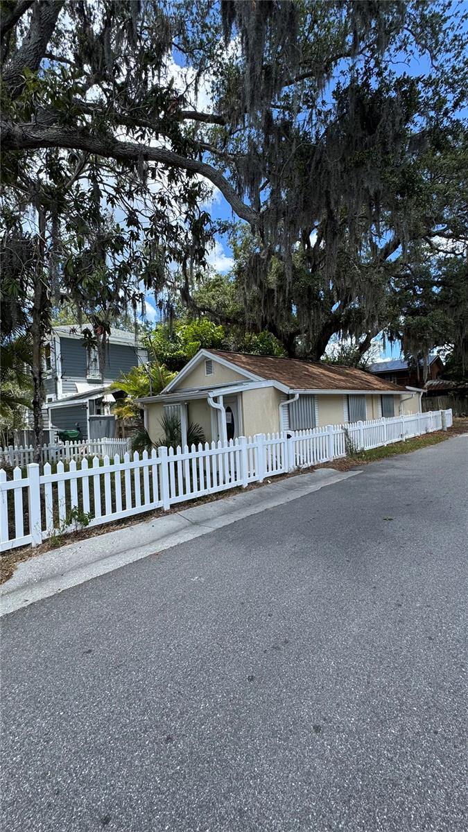432 TAMPA ROAD