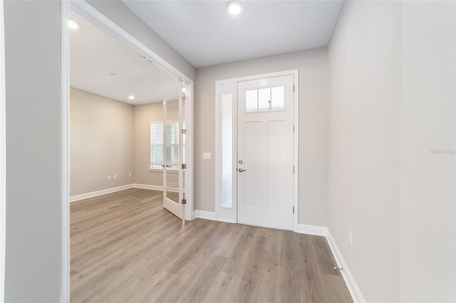 ON TOP OF THE WORLD - Residential