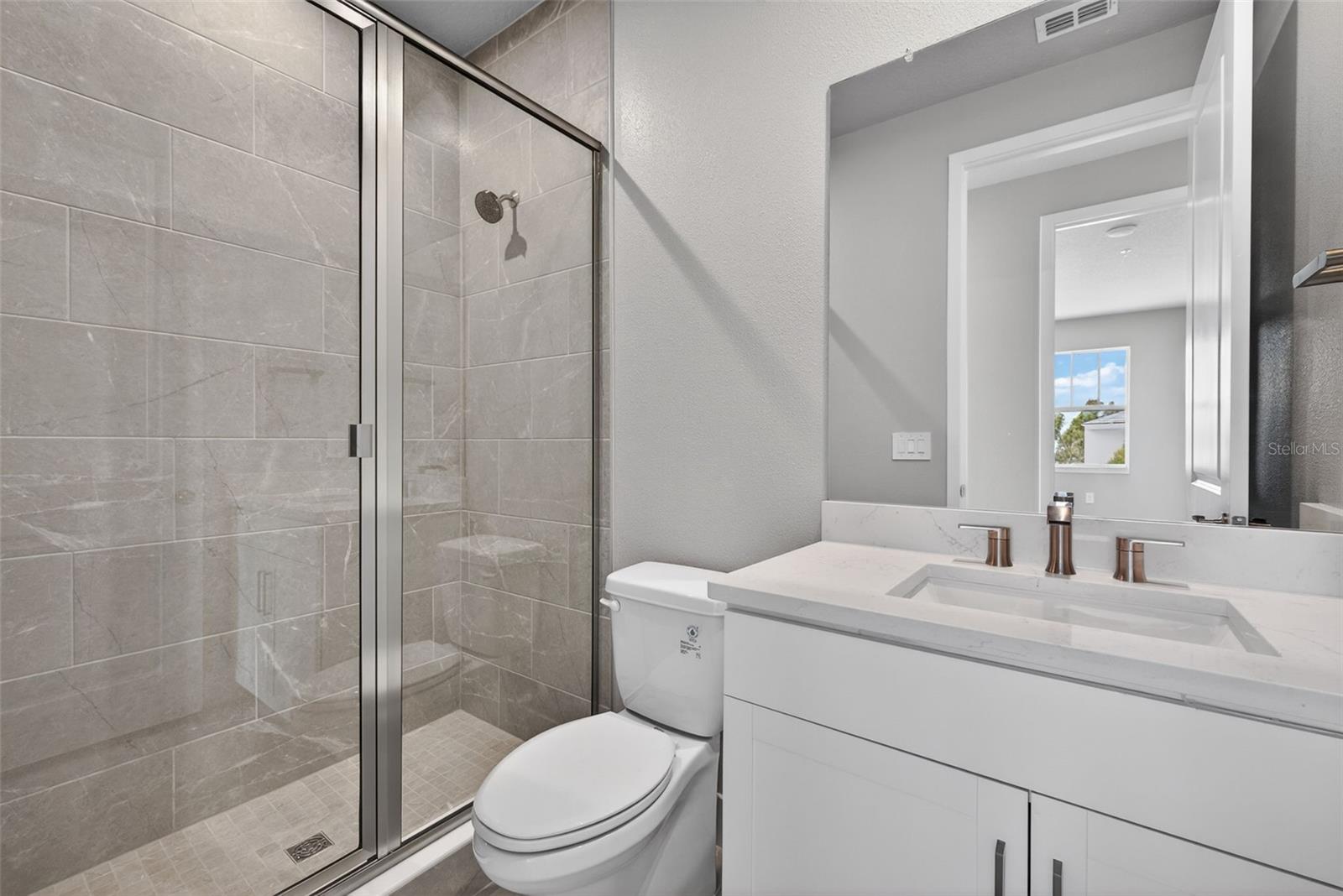 LAKESPUR AT WELLEN PARK - Residential