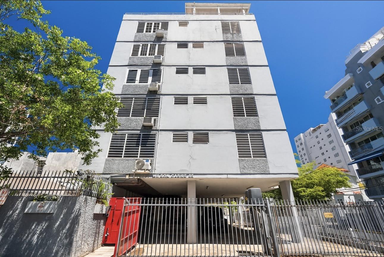 Located in the Wilson Caribe Condominium, this spacious penthouse features approximately 3,600 sq ft in total; including 3,030 sq ft of interior living space and 620 sq ft of terraces and balconies.
The residence offers 3 generously sized bedrooms, 3.5 well-appointed bathrooms, and an open-concept layout designed to take advantage of natural light and the tropical breeze throughout the home. The penthouse terrace provides an ideal setting for outdoor dining, entertaining, or simply relaxing while enjoying views of the city and nearby ocean.
Just steps from the beach, fine dining, boutique shopping, renowned private schools such as St. John’s and Robinson, and with convenient access to Calle LoÃza, Old San Juan, major roads, and the airport, this home is positioned in the heart of Condado’s vibrant lifestyle.
The condominium includes amenities such as a community pool, gathering areas, and 24-hour security. Move-in ready, this property is well-suited for those seeking urban living with comfort and privacy.
Experience a blend of modern design, appealing views, and the lively atmosphere of Condado in your next home.