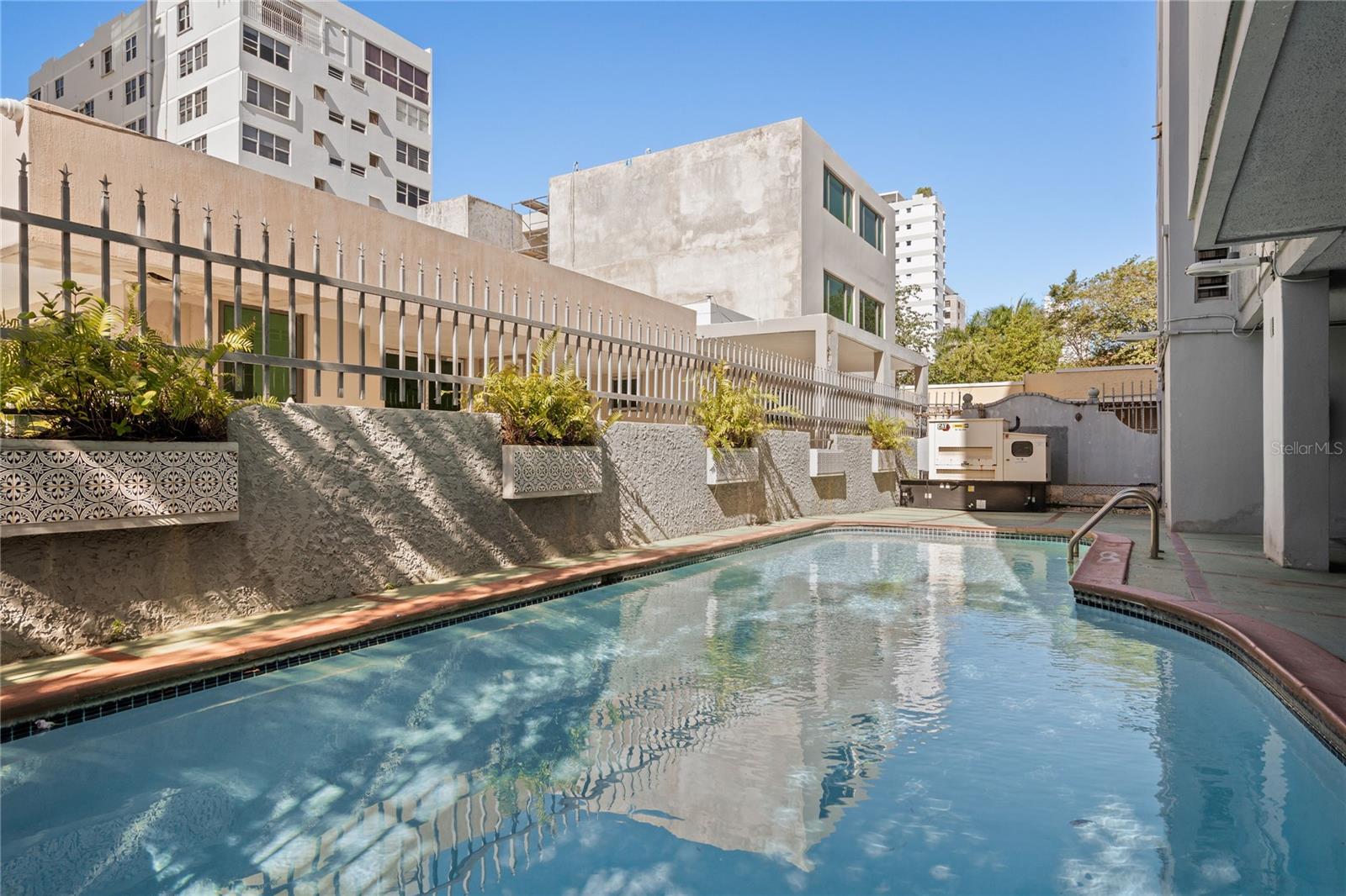 WILSON CARIBE CONDOMINIUM - Residential