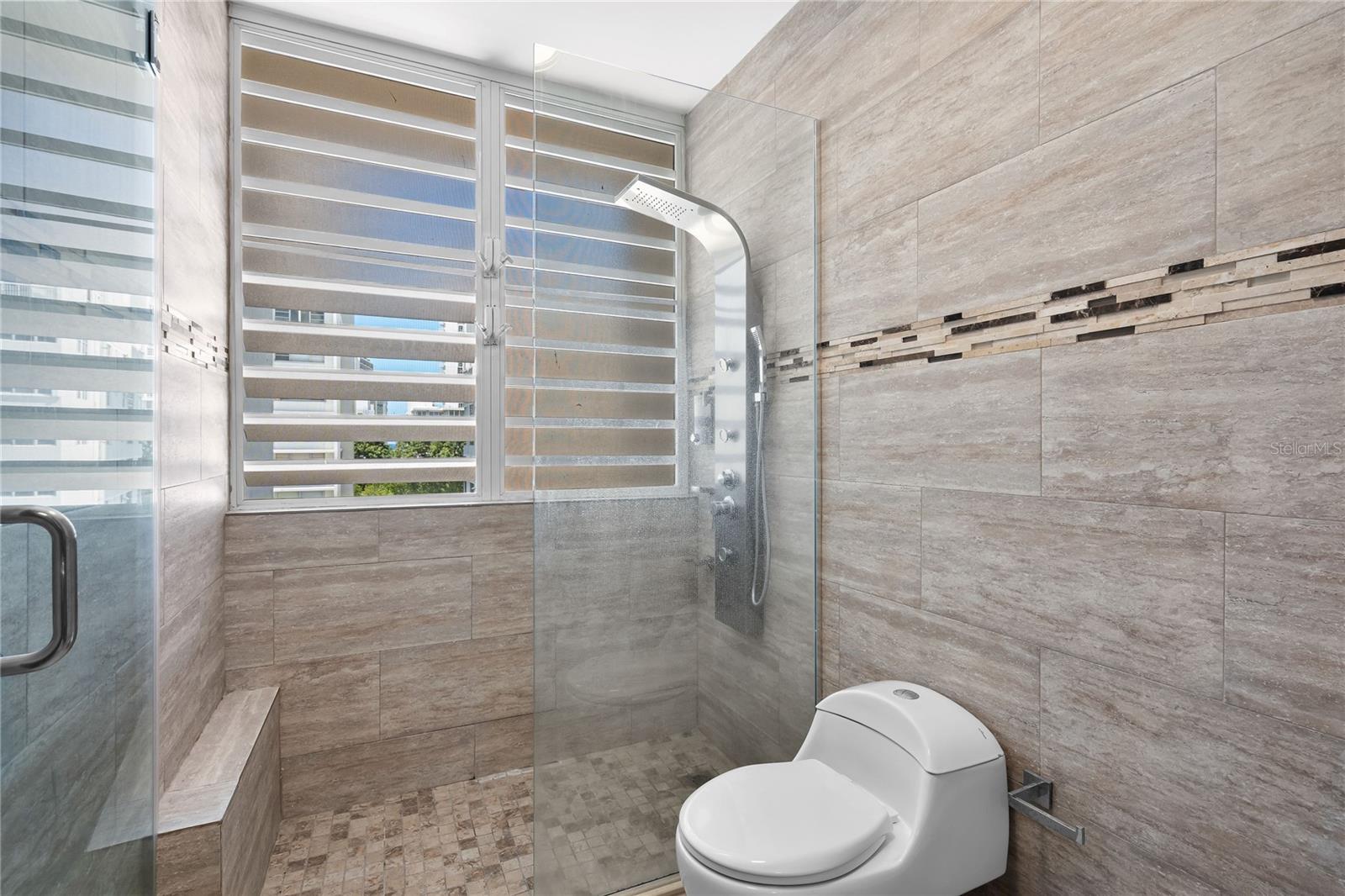 WILSON CARIBE CONDOMINIUM - Residential