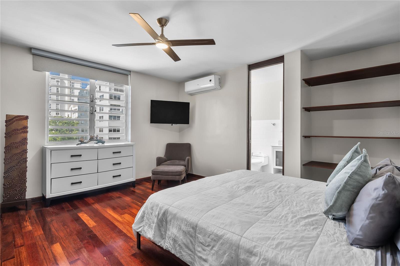 WILSON CARIBE CONDOMINIUM - Residential