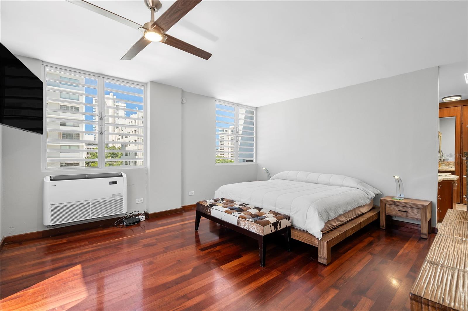 WILSON CARIBE CONDOMINIUM - Residential