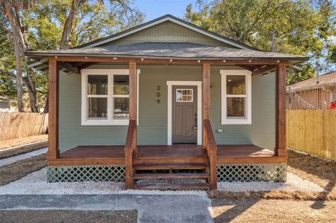 Photo of 309 E Selma Avenue, Tampa, FL 33603 (MLS # TB8475537)