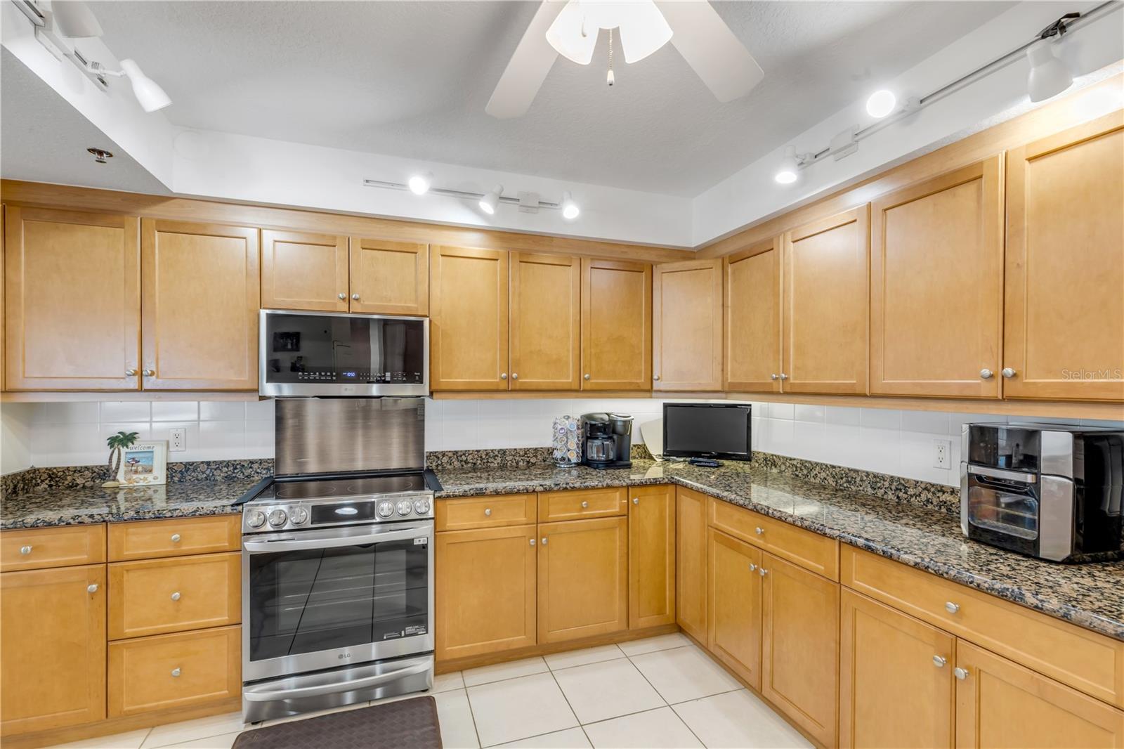 OCEAN WALK CONDO AT NSB BLDG 08 - Residential