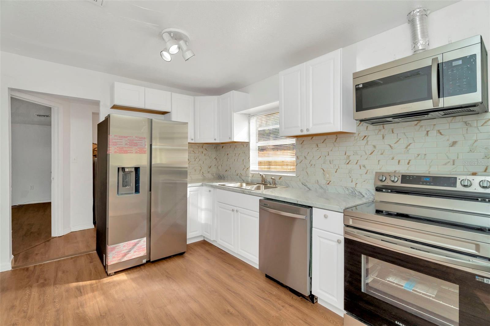EASTERN HEIGHTS - Residential